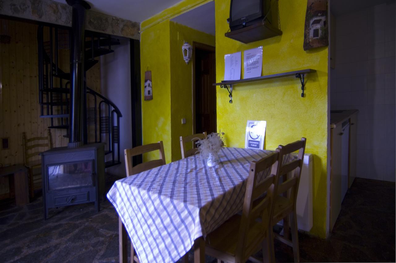 Hotel Rural Los Quinones Peralejos de las Truchas Zimmer foto